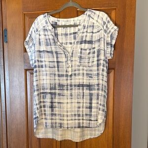 Rose & Olive Navy and White Plaid Blouse